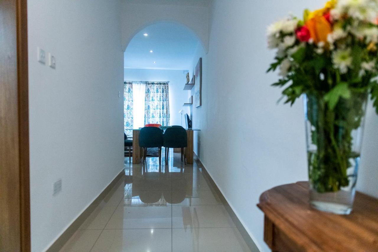 Rua Cosy Apartment Sliema Luaran gambar